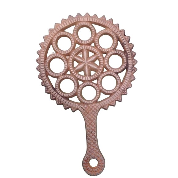 Other - Antique Cast Iron Trivet Sawtooth Sun Circles Round Hot Plate / Wall Hanging